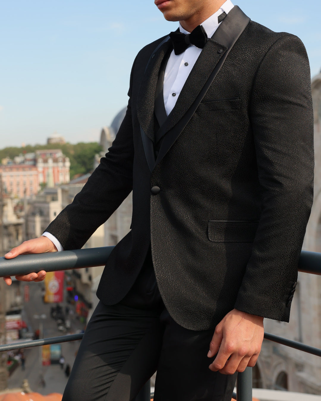 Men's Black Jacquard Four Piece Dinner & Wedding Suit