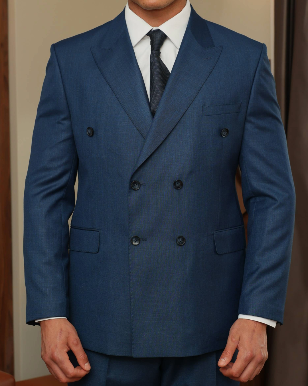 Men's Superb Blue Texture Double-Breasted Suit With Blue Crested Buttons