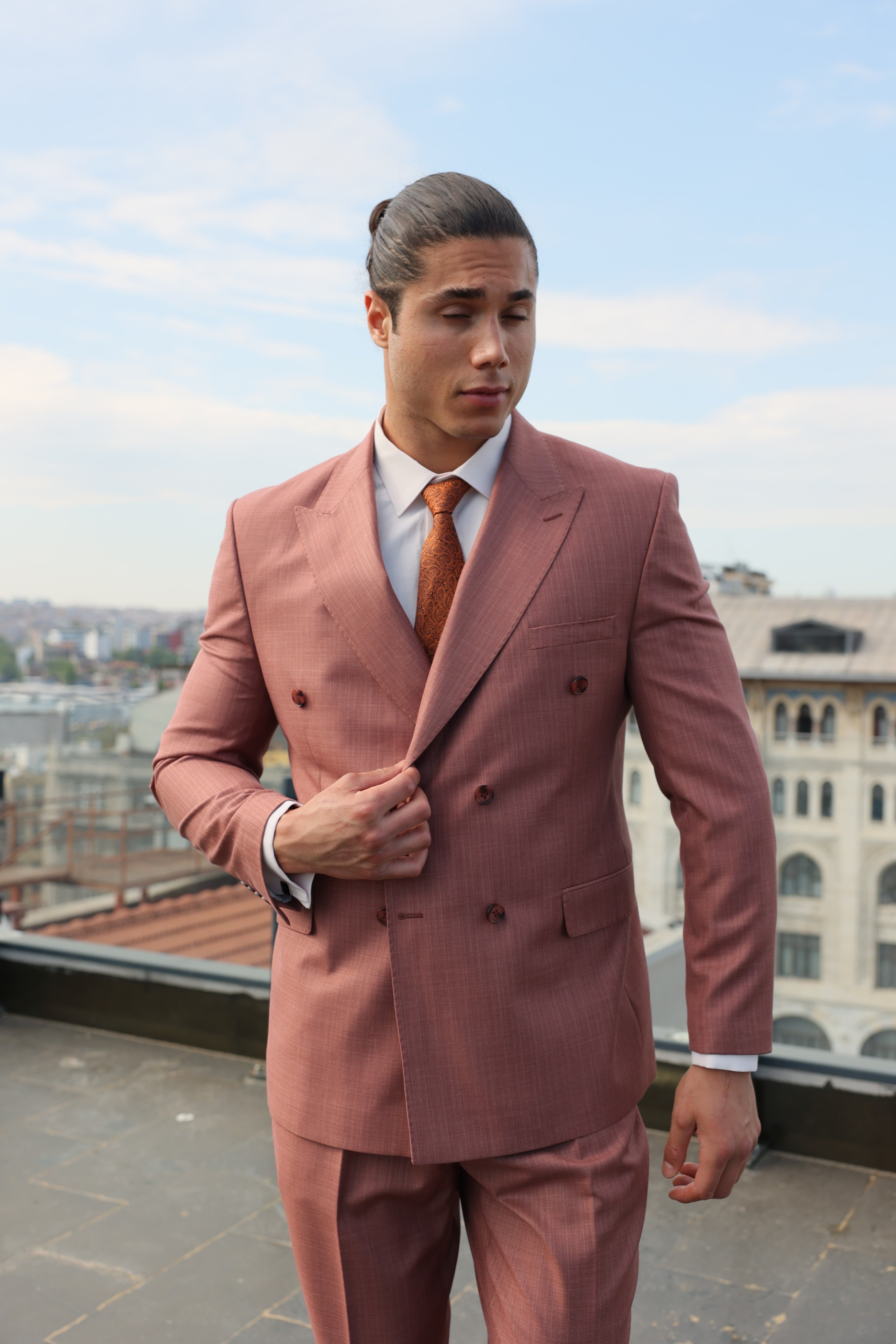 Caramel Texture Double-Breasted Suit With Caramel Crested Buttons for Men