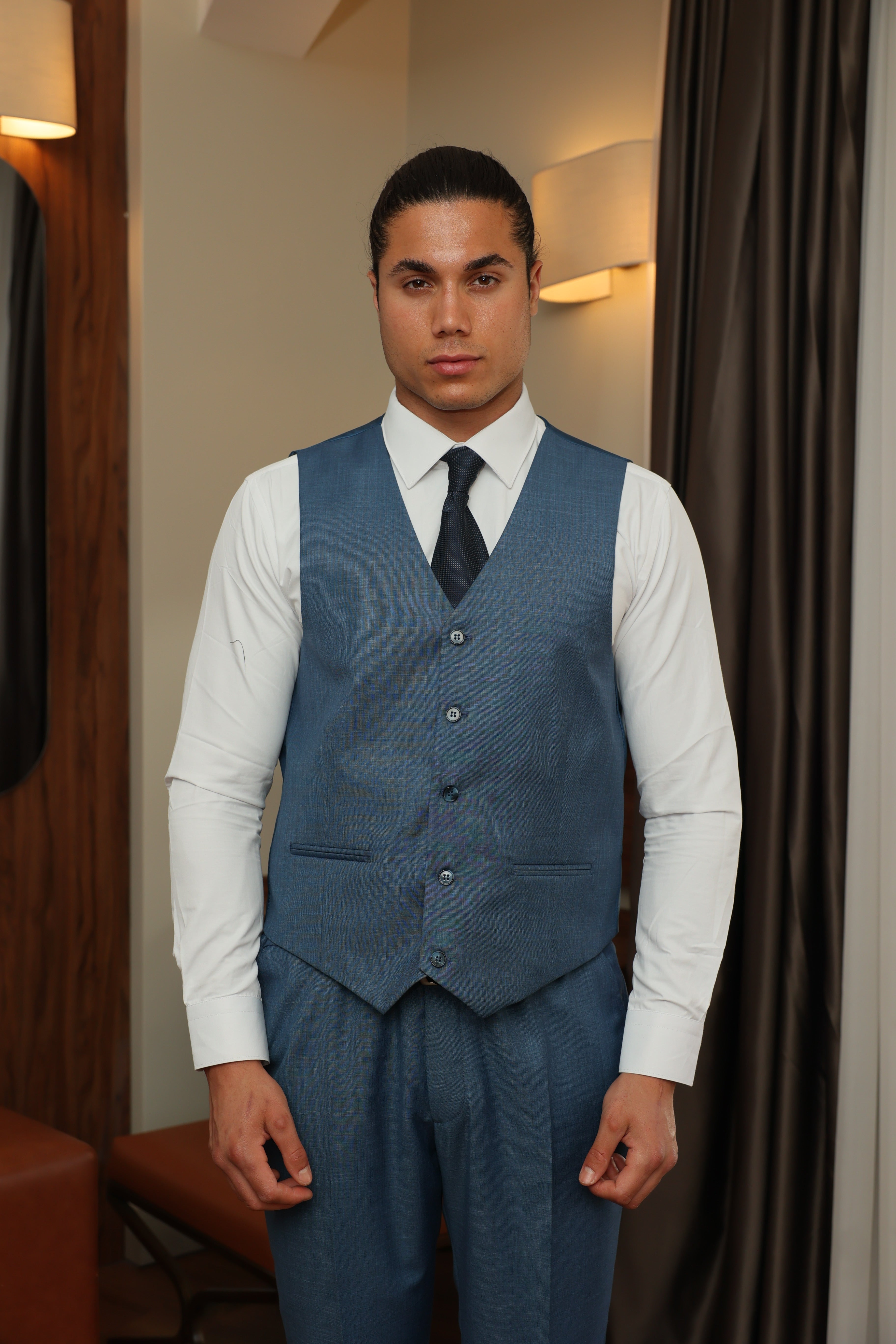 Aqua-Blue Texture Three-Piece Suit for Men