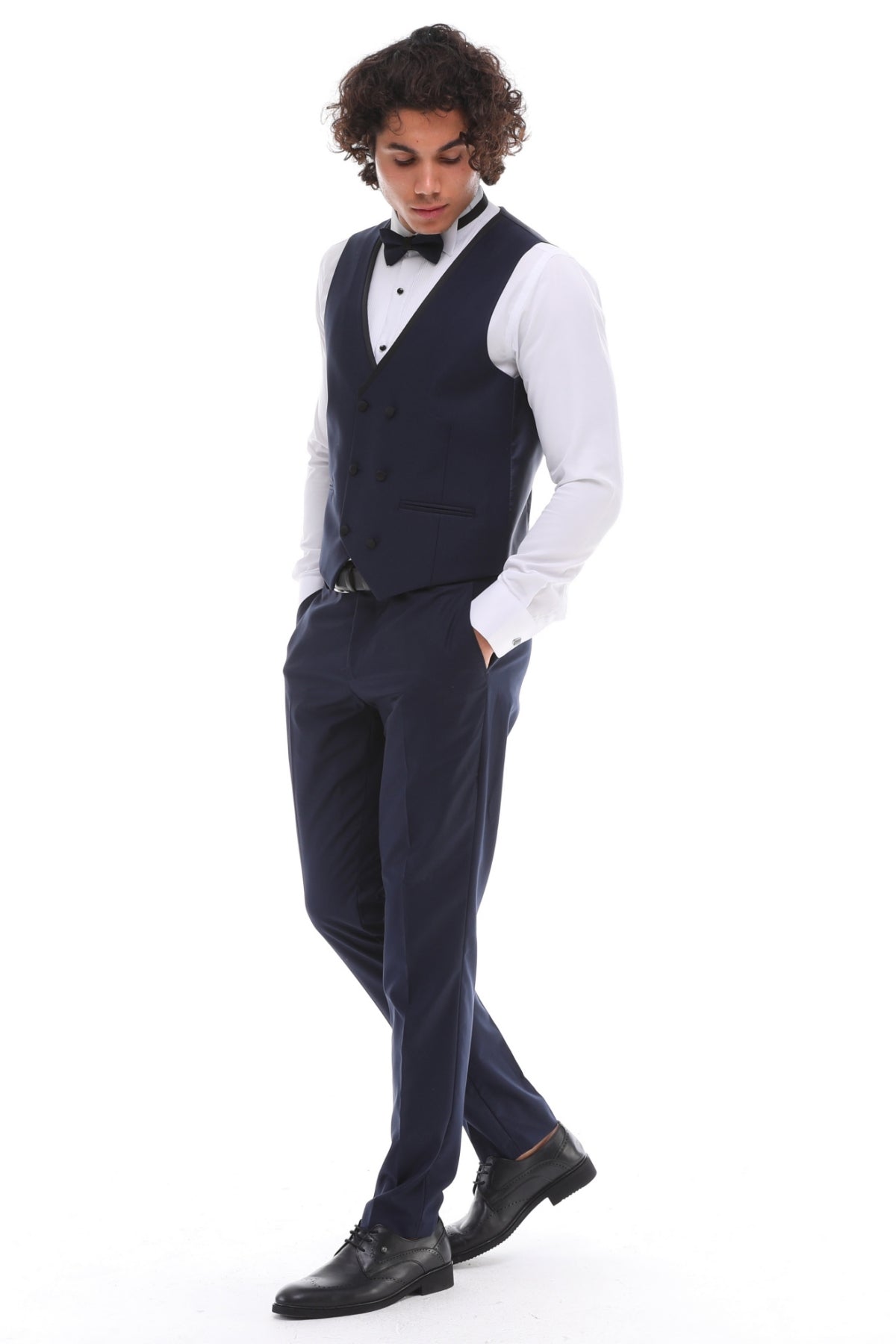 Tuxedo Navy suit with satin details and a shawl lapel