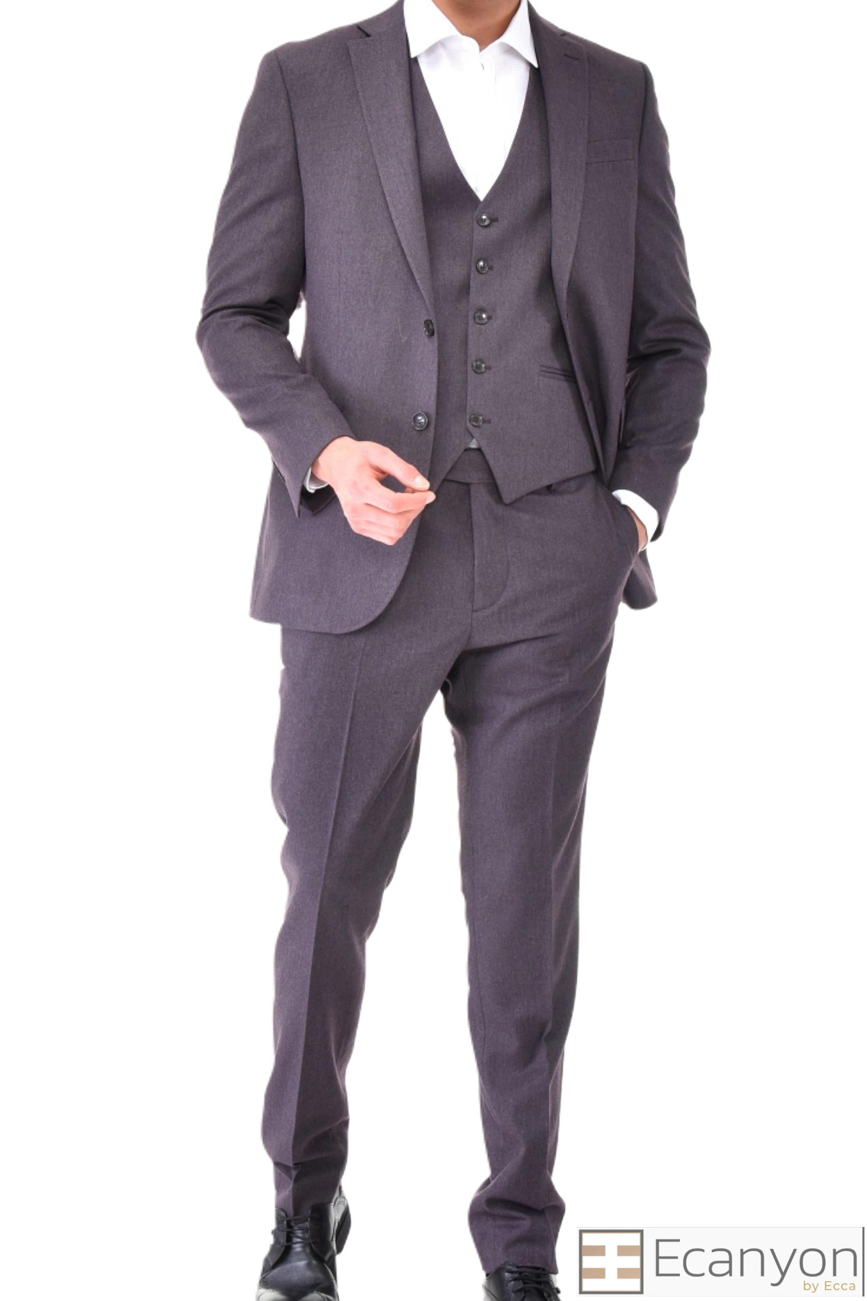 Wine Colour Plain Thick Design 3 Piece Suit, A timeless a wine three piece suits that can be styled up for special events or styled down for the office. The matching quality a plain wine colour waistcoat and trousers are paired with a plain wine colour suit jacket. You’ll love the patterned lining panels on this suit, especially the one in the jacket’s breast pocket which doubles up as a pocket square. Master Tailored Fit 3 Piece Suit