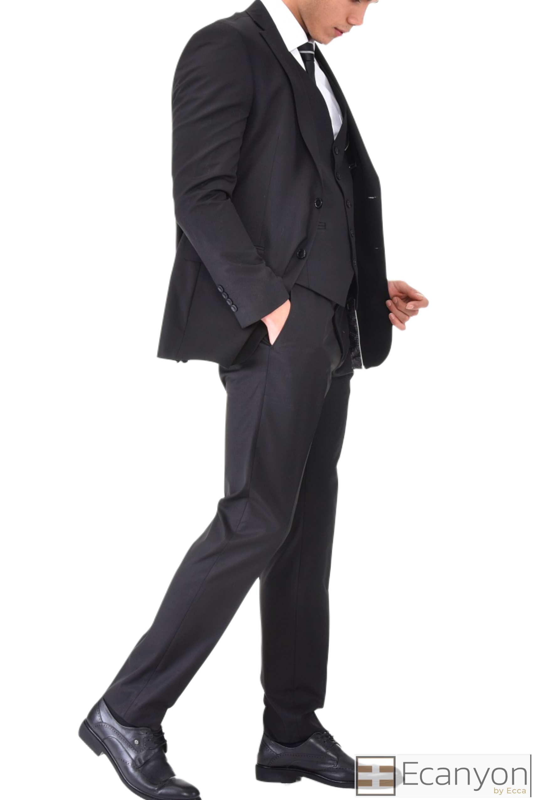 Black Plain Three Piece Suit, A timeless a plain black three piece suits that can be styled up for special events or styled down for the office. The matching quality a plain black waistcoat and trousers are paired with a plain black suit jacket. You’ll love the patterned lining panels on this suit, especially the one in the jacket’s breast pocket which doubles up as a pocket square. Master Tailored Fit 3 Piece Suits