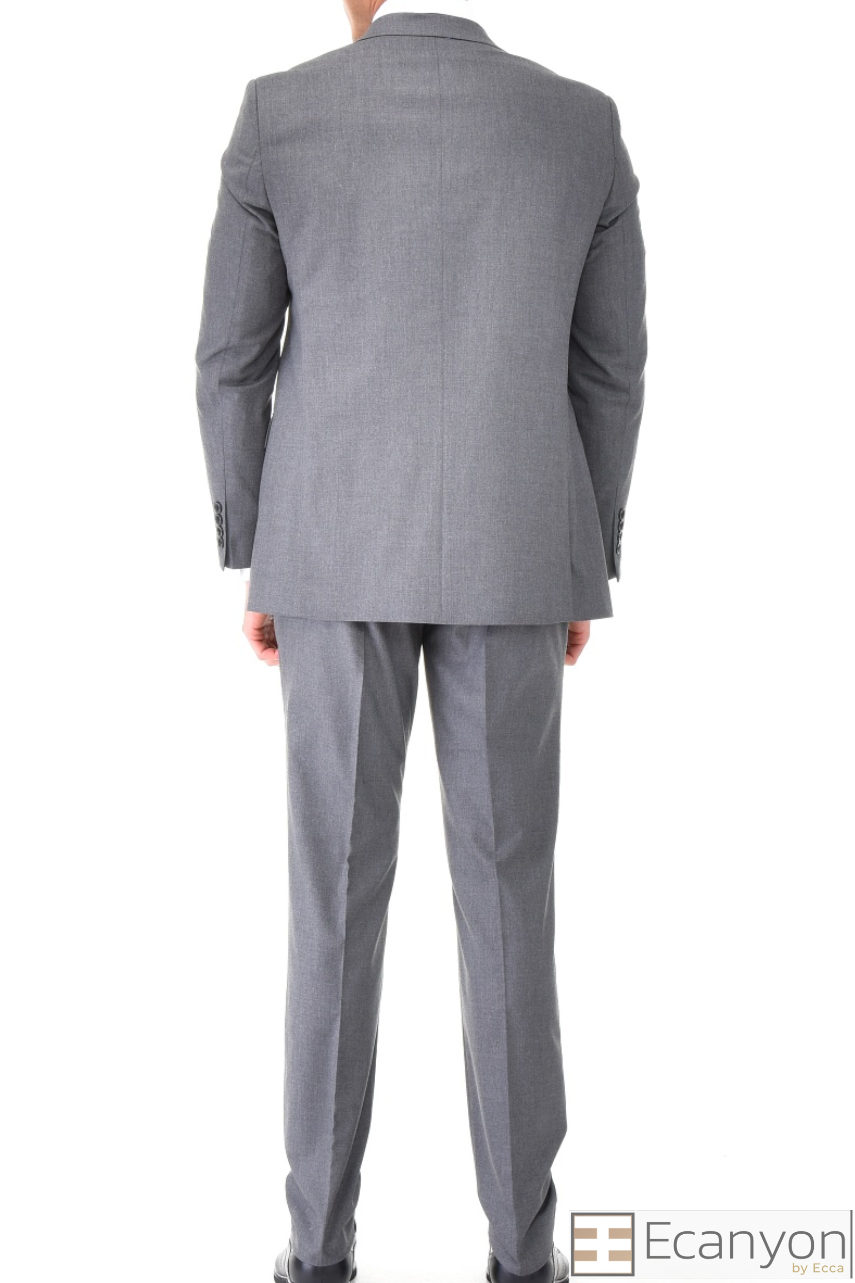 Grey Plain Three Piece Suit, A timeless a plain grey three piece suits that can be styled up for special events or styled down for the office. The matching quality a plain grey waistcoat and trousers are paired with a plain grey suit jacket. You’ll love the patterned lining panels on this suit, especially the one in the jacket’s breast pocket which doubles up as a pocket square. Master Tailored Fit 3 Piece Suit